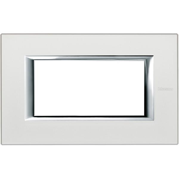 Placa embellecedora recta Axolute de color Plata satinado - 4 módulos