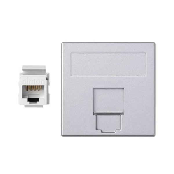 Placa de voz y datos plana con guardapolvo de 1 elemento con 1 RJ45 categoría 5e UTP aluminio Simon 500 Cima