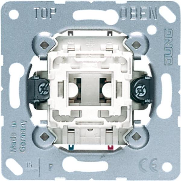 MECANISMO PULSADOR CONMUTADOR UNIPOLAR 10AX 250V