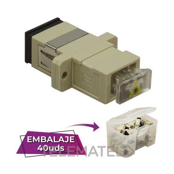 ADAPTADOR SC-SC PC MM, SX, CON FIJACIONES, TAPN TRASLCIDO, BEIGE (EN CAJA)